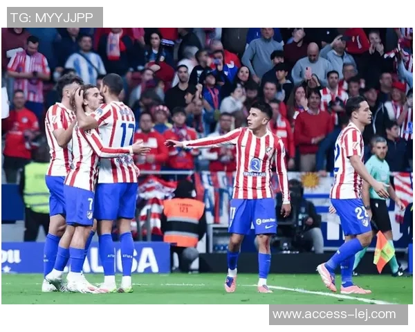 西甲激战：多特蒙德与马竞战成平局乌龙球引发全场热议