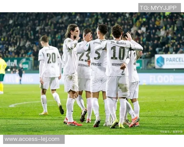 德甲激战：那不勒斯狂胜皇马红牌争议引发全场热议