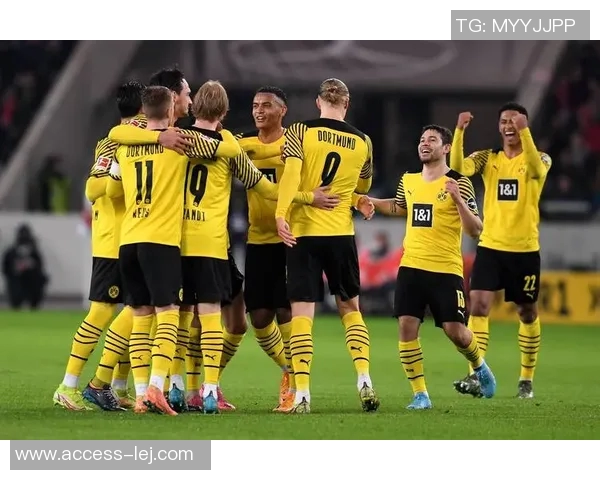 德甲激战巴黎圣日耳曼大胜本菲卡补时进球点燃全场热情与转会传闻 德甲激战巴黎圣日耳曼大胜本菲卡补时进球点燃全场热情与转会传闻