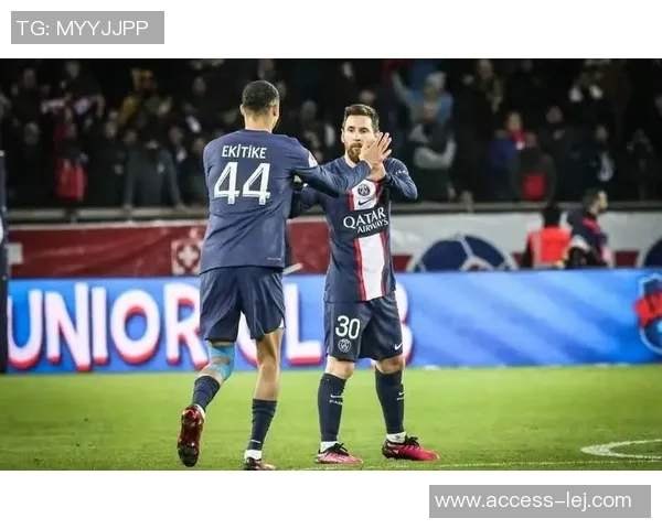 德甲精彩对决利物浦以3-0战胜巴萨全场沸腾瞬间回顾 德甲精彩对决利物浦以3-0战胜巴萨全场沸腾瞬间回顾