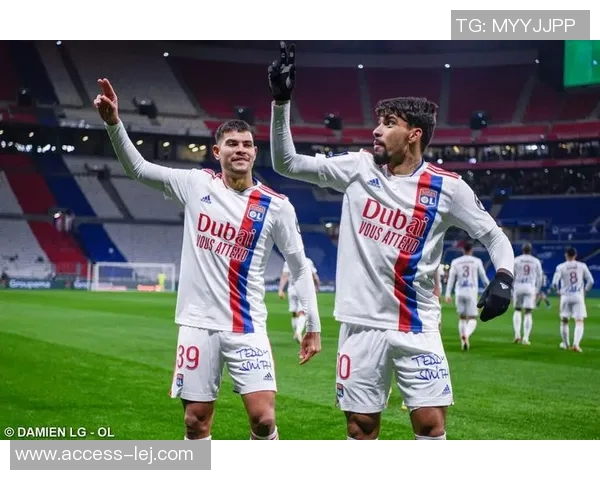 国王杯激战巴黎圣日耳曼与阿森纳零平帽子戏法引发全场热潮数据分析