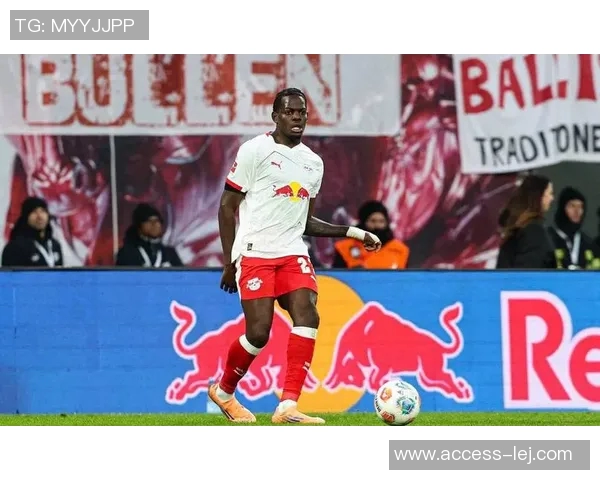 中超赛场惊现历史冷门马竞6比2大胜曼联引发全场沸腾 中超赛场惊现历史冷门马竞6比2大胜曼联引发全场沸腾